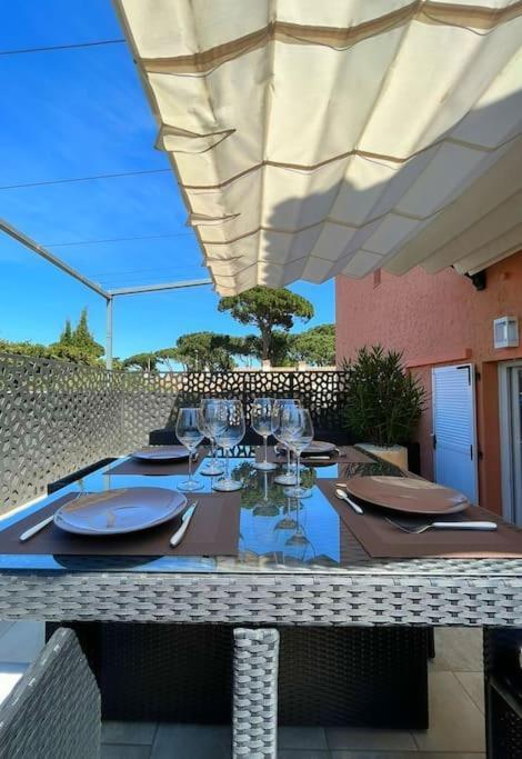 Studio Climatise, Terrasse, Parking Prive, 50M De La Plage Saint-Tropez Ngoại thất bức ảnh