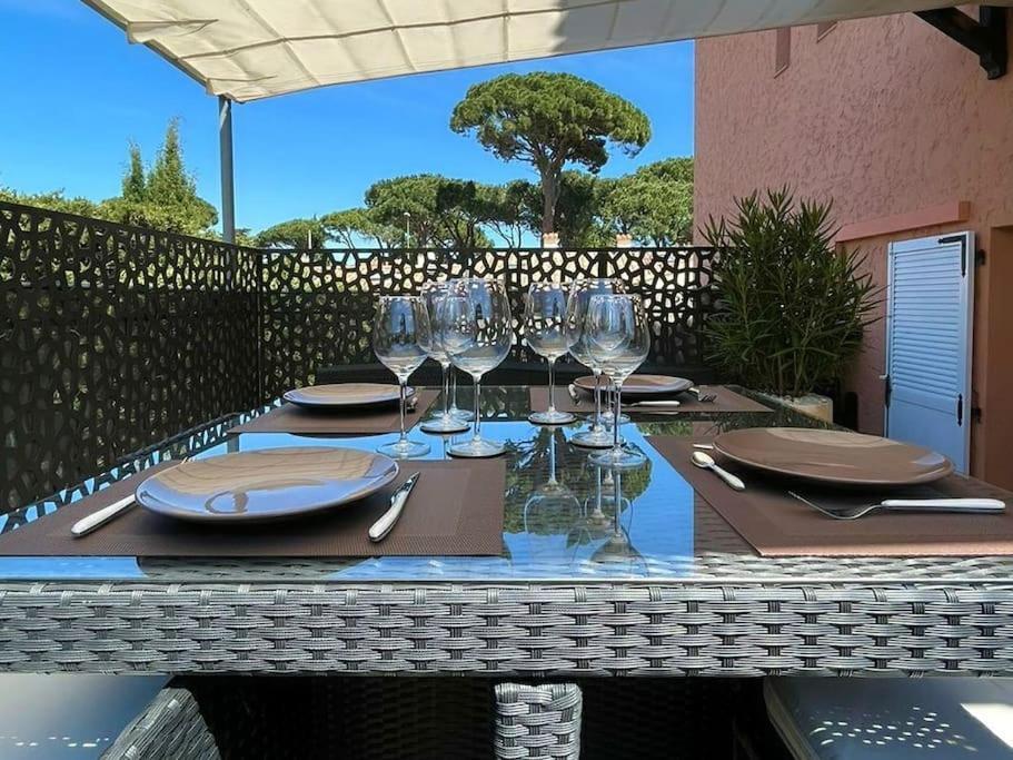 Studio Climatise, Terrasse, Parking Prive, 50M De La Plage Saint-Tropez Ngoại thất bức ảnh