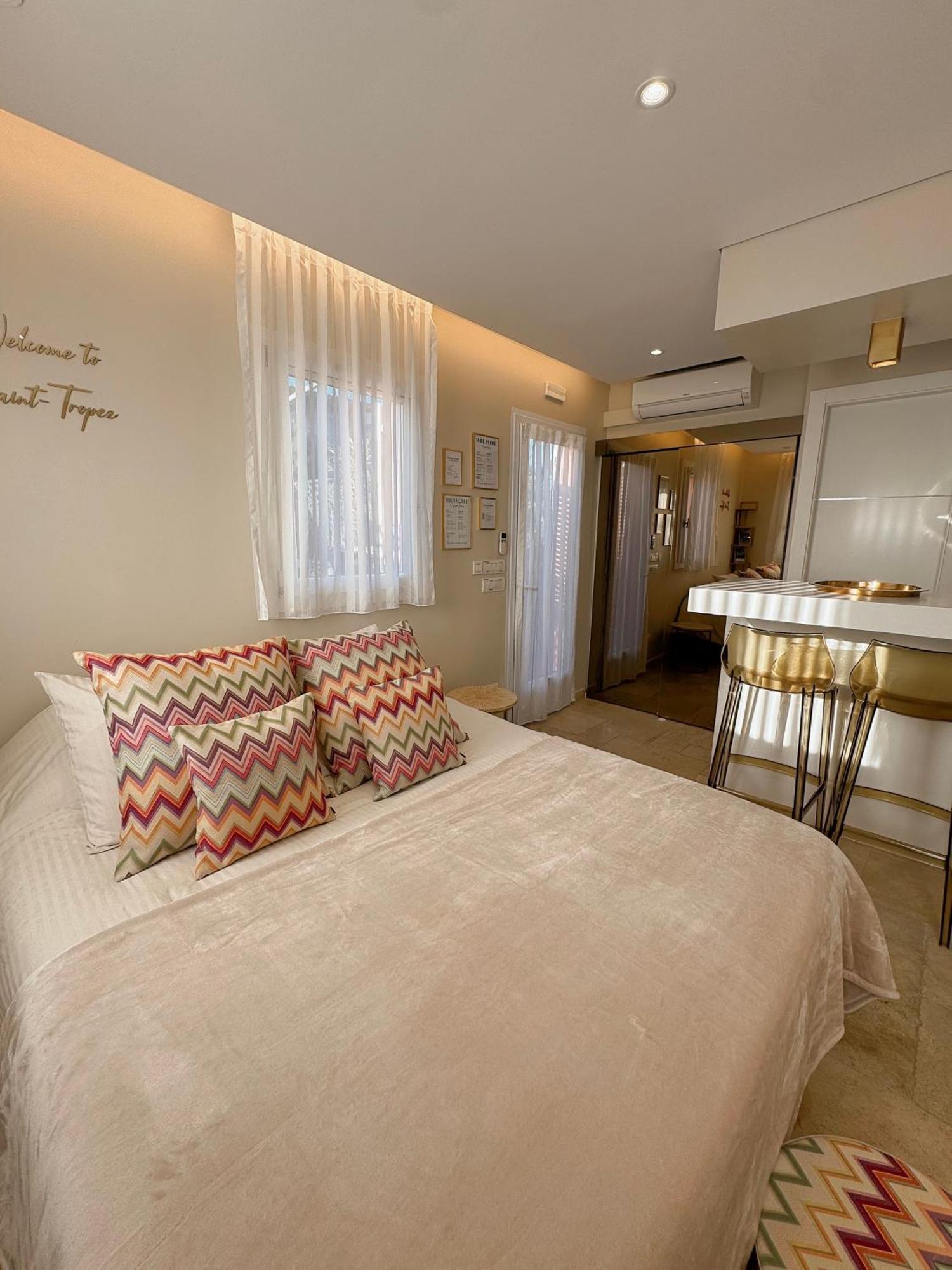 Studio Climatise, Terrasse, Parking Prive, 50M De La Plage Saint-Tropez Ngoại thất bức ảnh