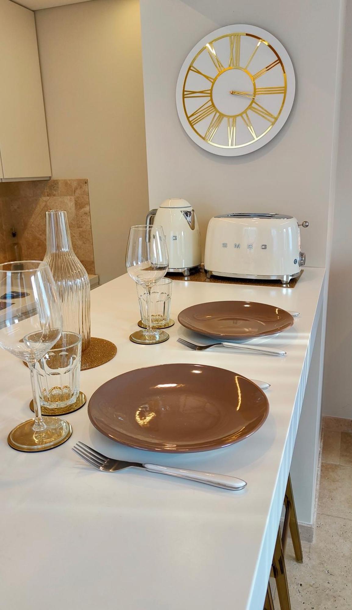 Studio Climatise, Terrasse, Parking Prive, 50M De La Plage Saint-Tropez Ngoại thất bức ảnh
